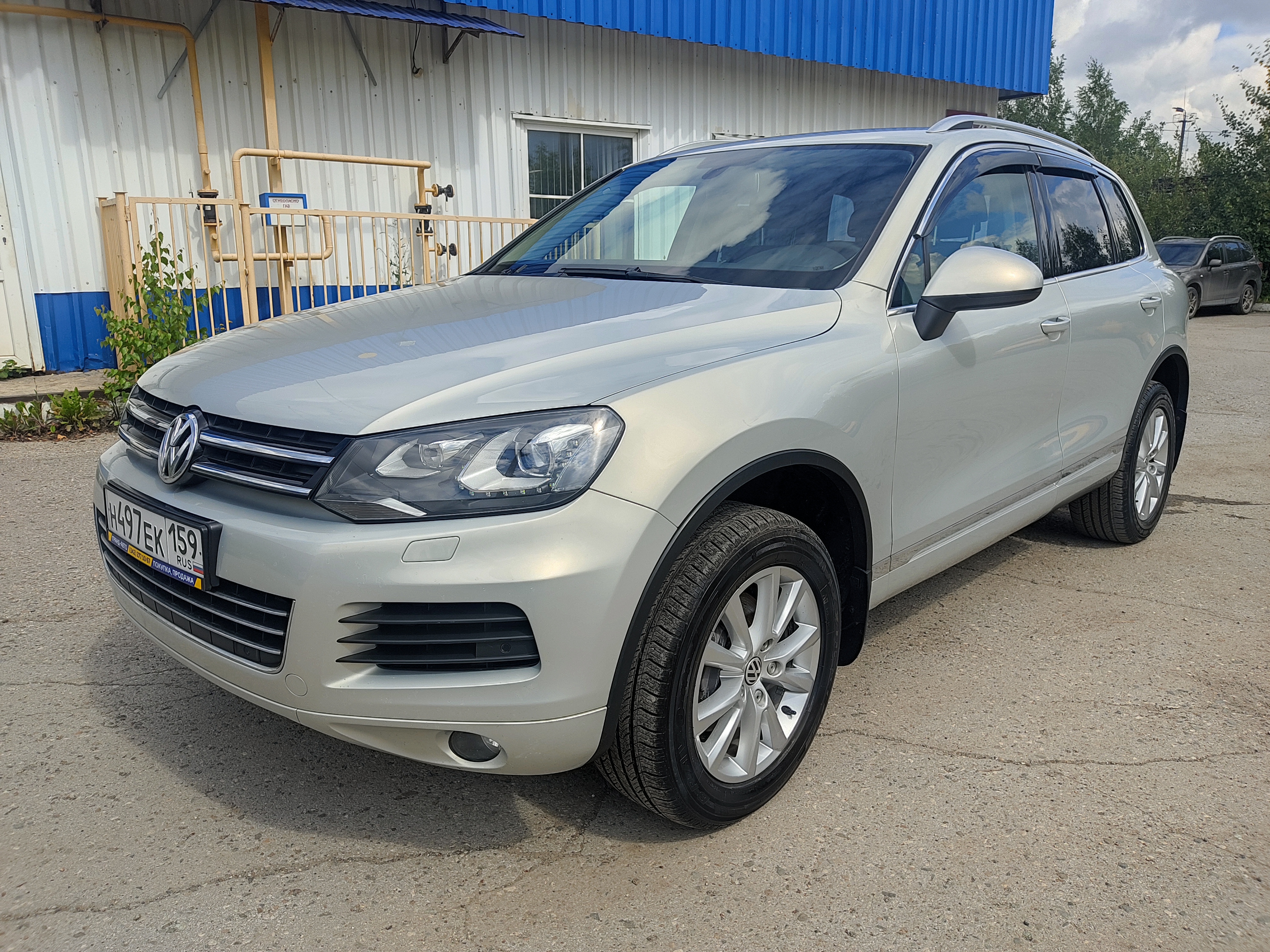 Volkswagen Touareg  