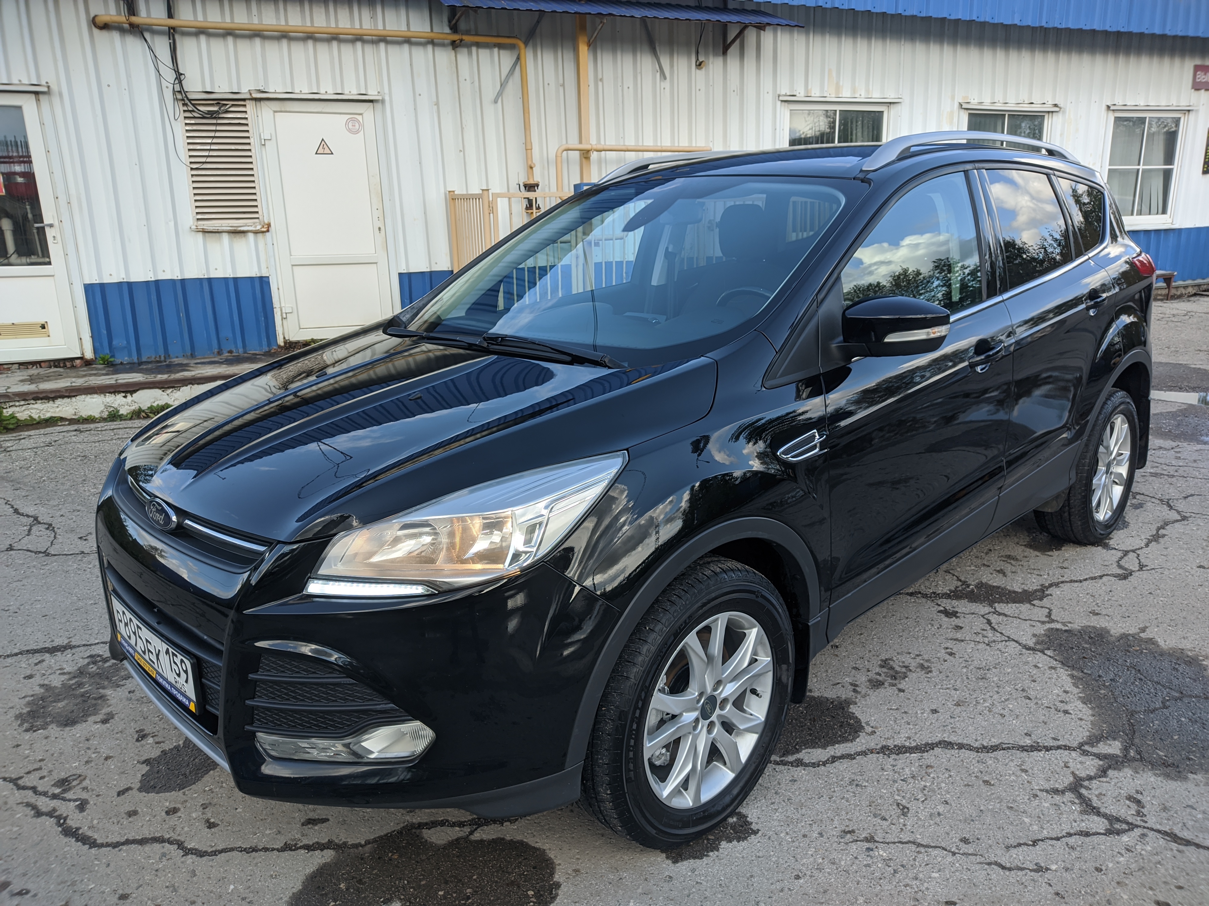  Ford Kuga    