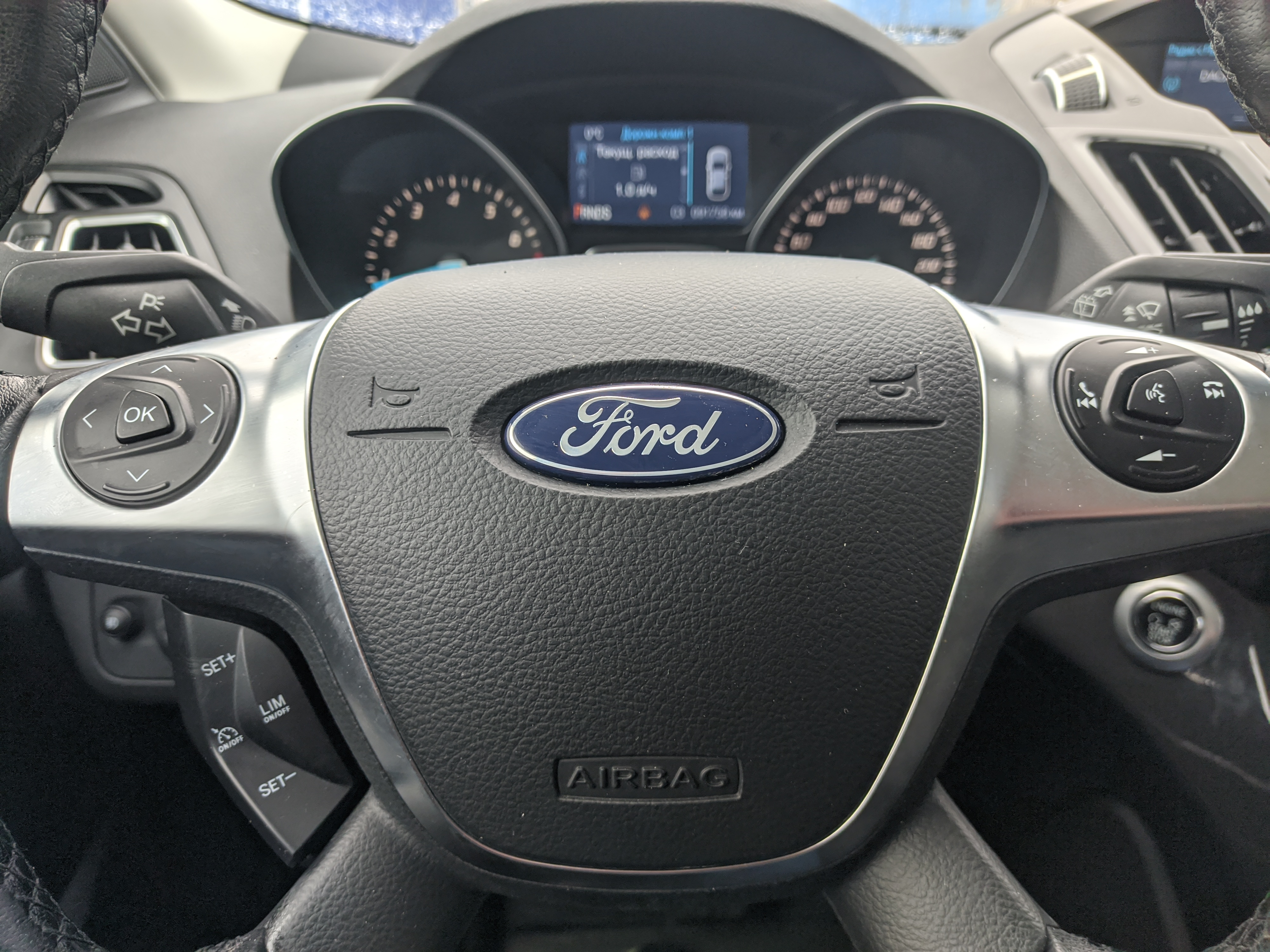 Ford Kuga 2016